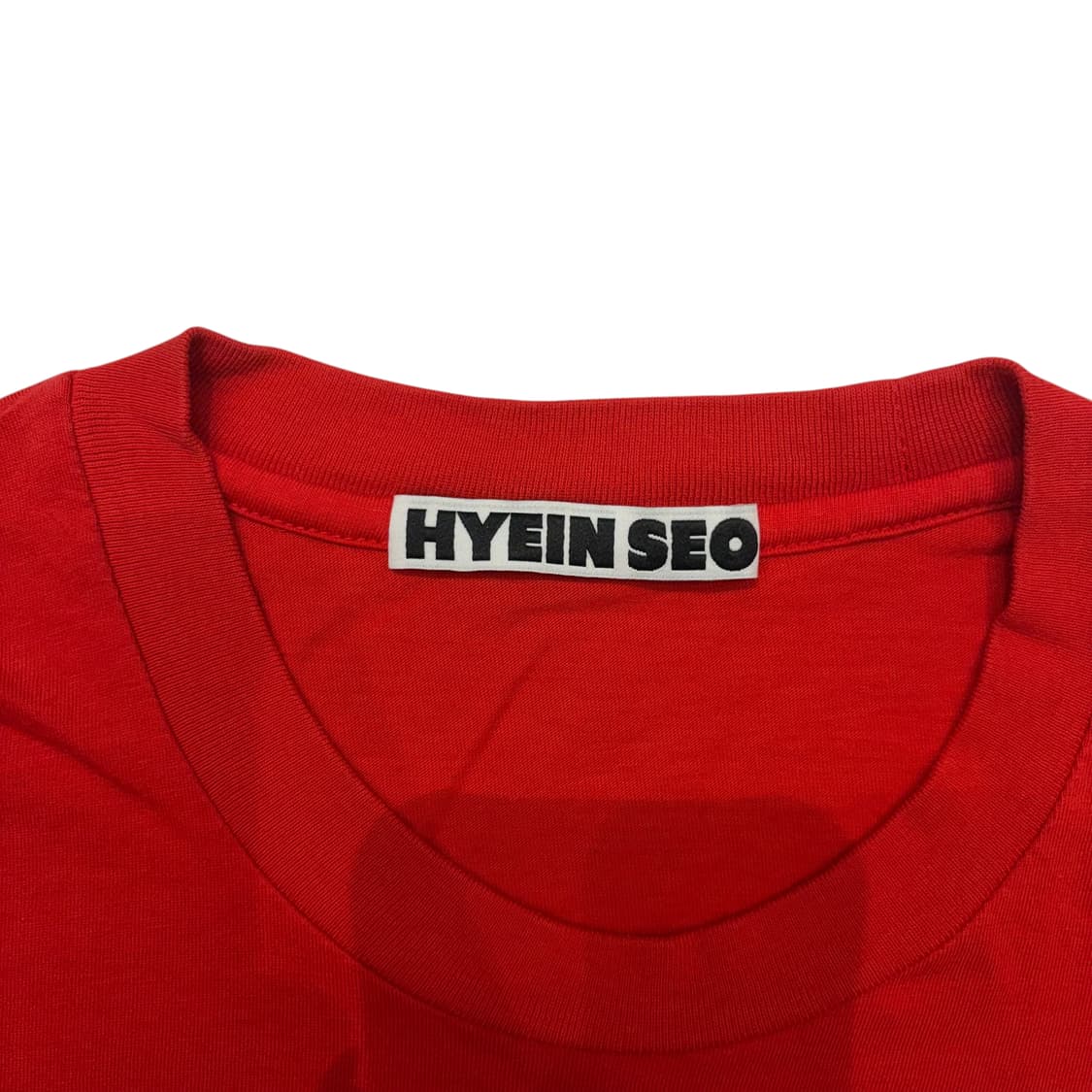 Hyein Seo 혜인 서 스포츠 로고 티셔츠 레드 2  상품이미지4