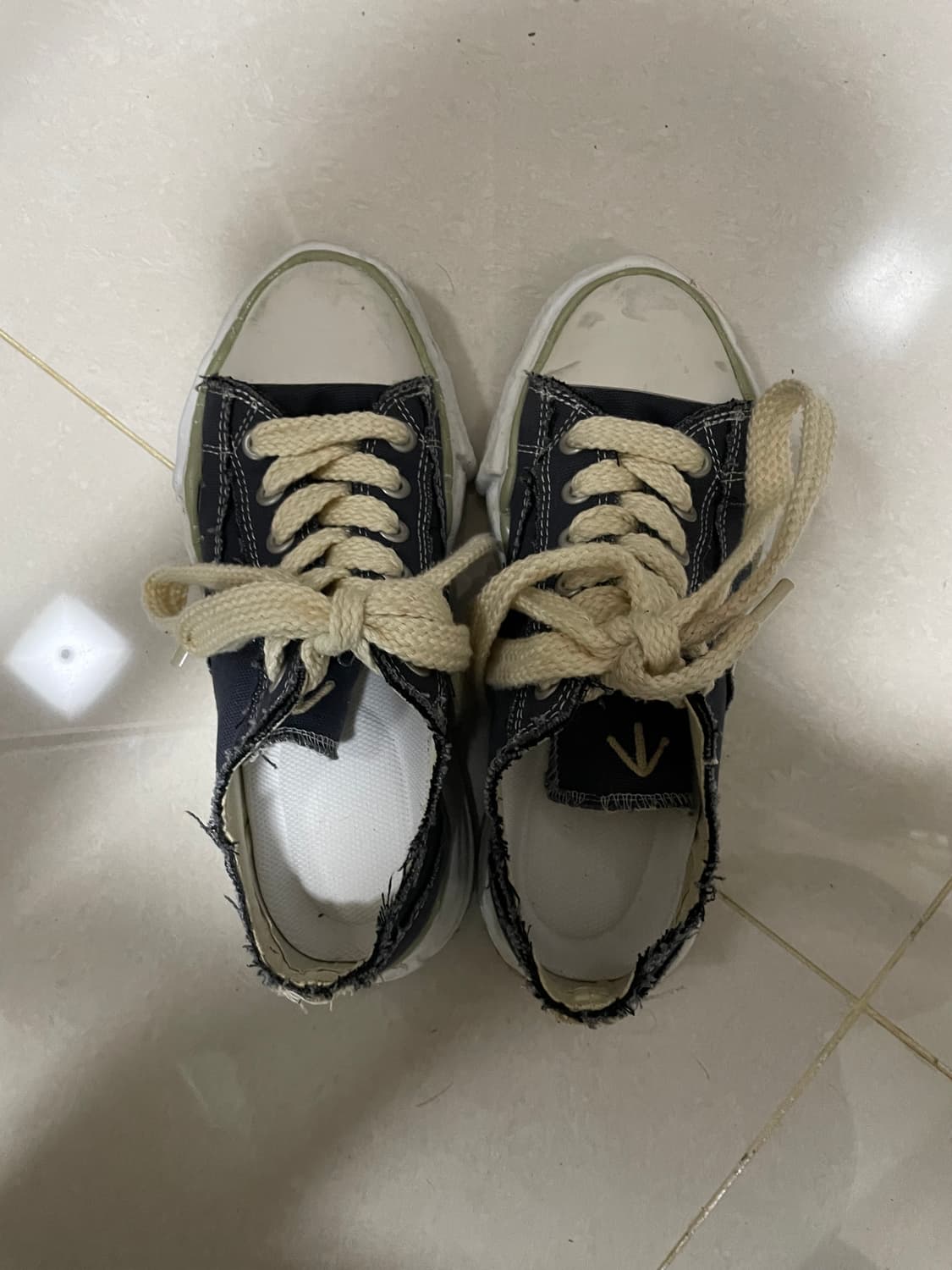 나이젤카본x미하라야스히로 로우 스니커즈 다크 네이비 사이즈 40 상품이미지3