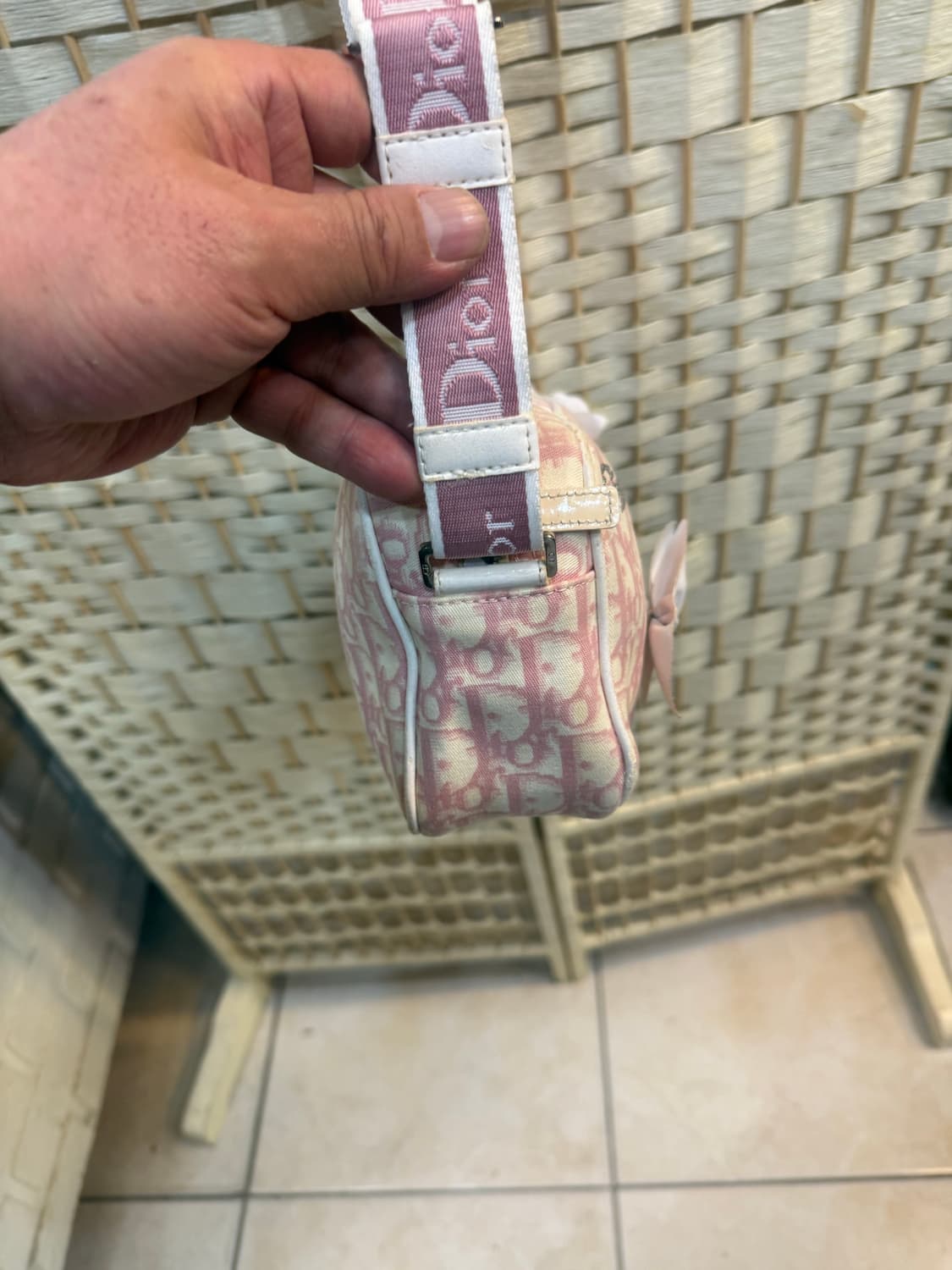 정품 디올 오빌리크 트로터 걸리 크로스백 팝니다 상품이미지5