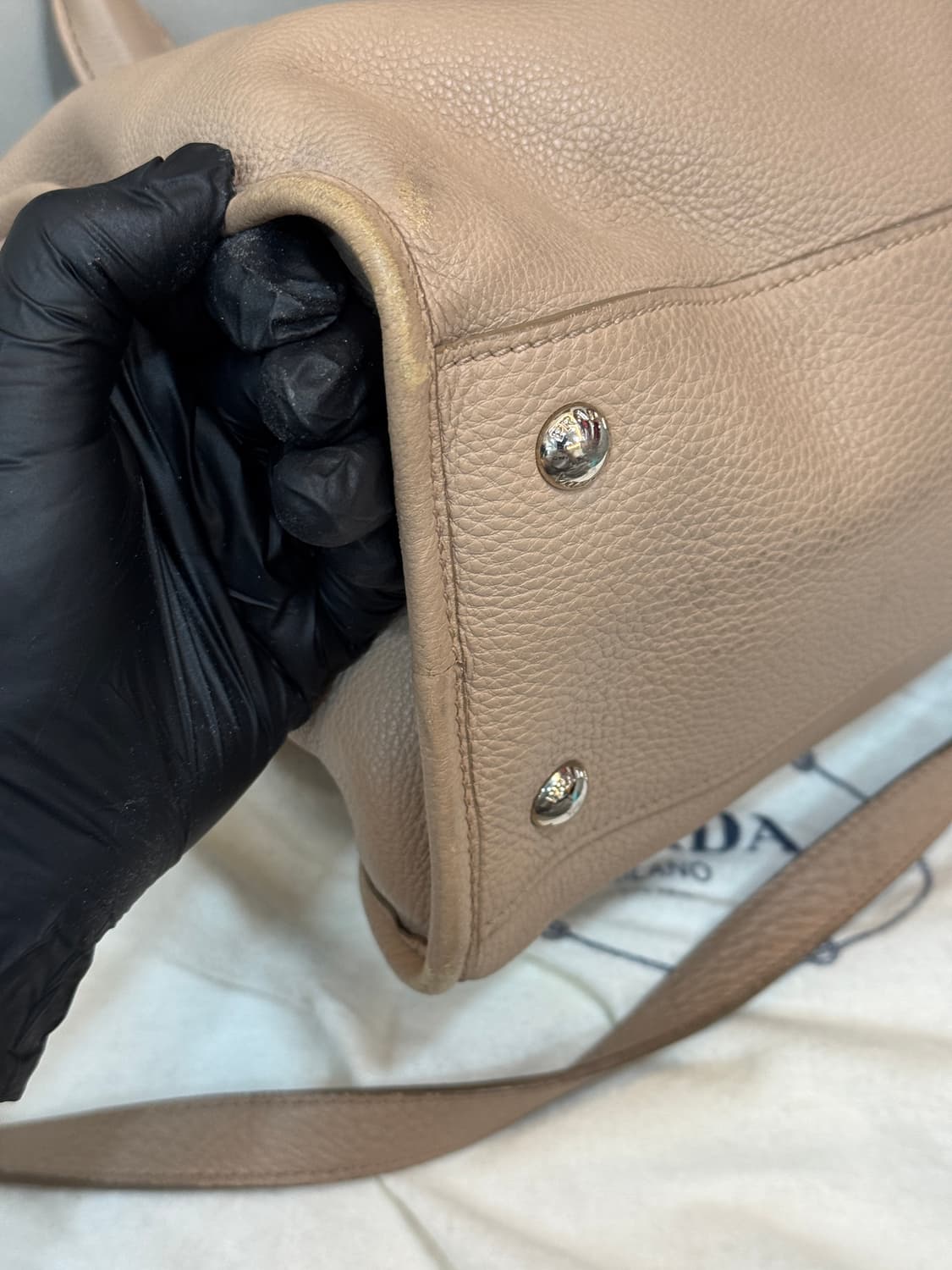 백화점판 프라다 비텔로 다이노 모터 토트백  상품이미지2