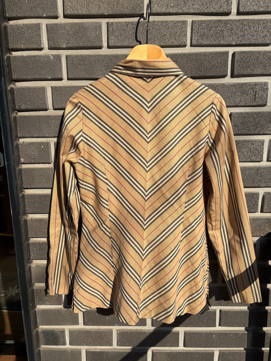 버버리 슬림핏 자켓  상품이미지6