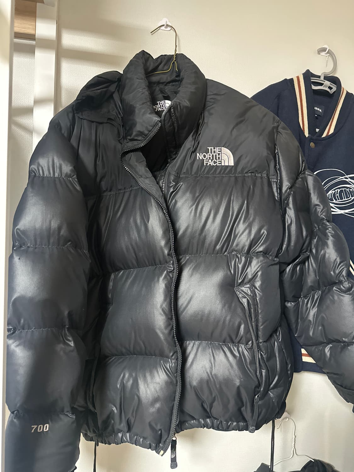 노스페이스 눕시 700 패딩 블랙 100 상품이미지1