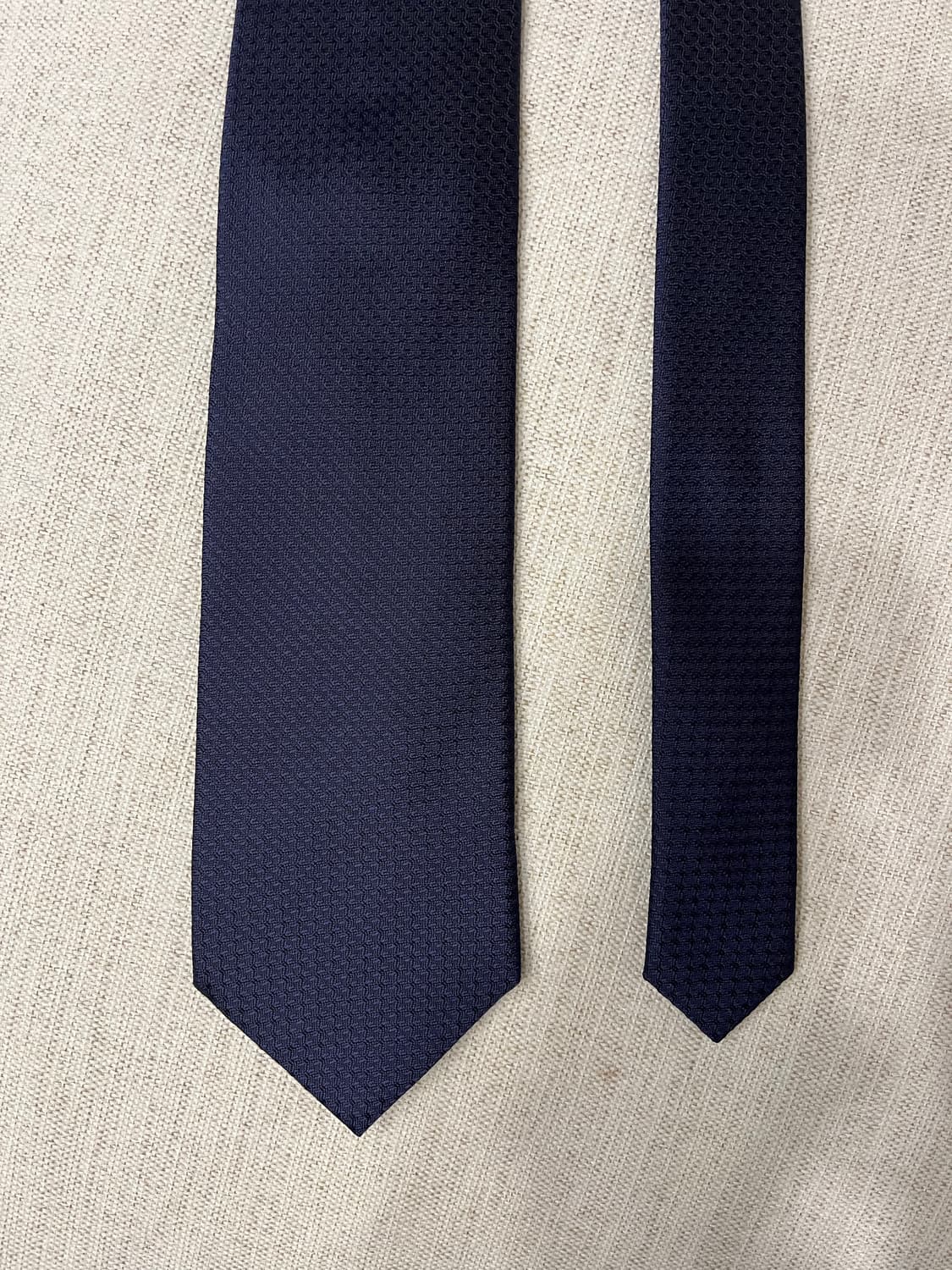 매너그램 네이비 솔리드 넥타이 상품이미지1