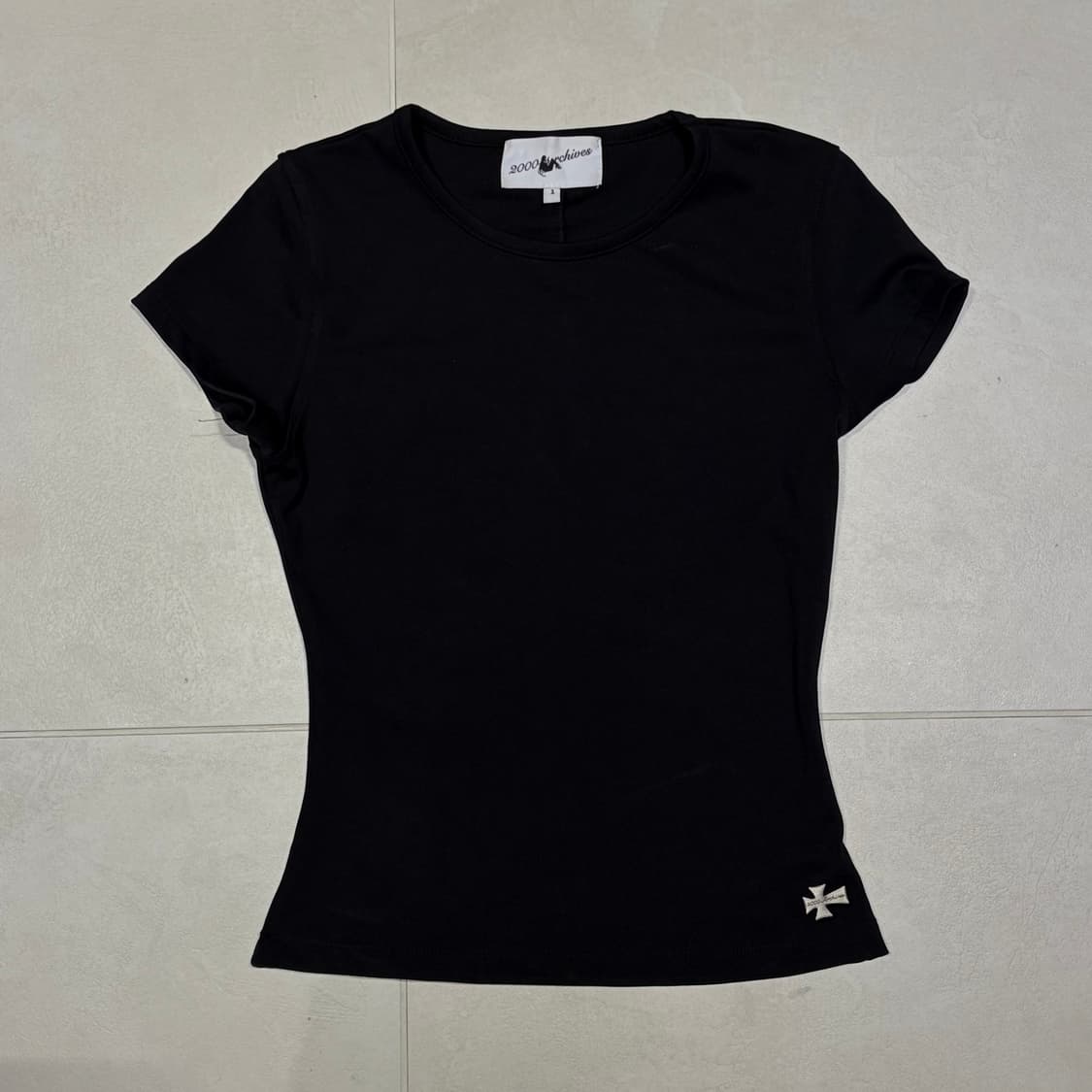 2000아카이브 슬림반팔티 상품이미지1