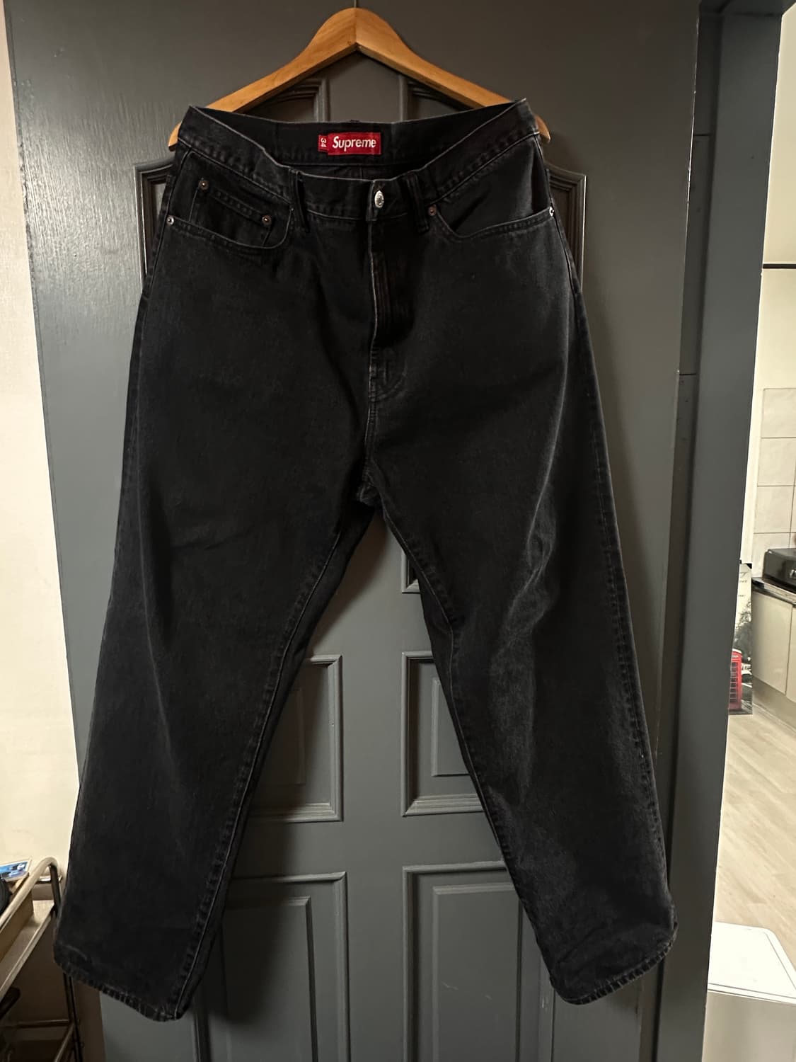 슈프림 배기진 블랙 34 상품이미지1