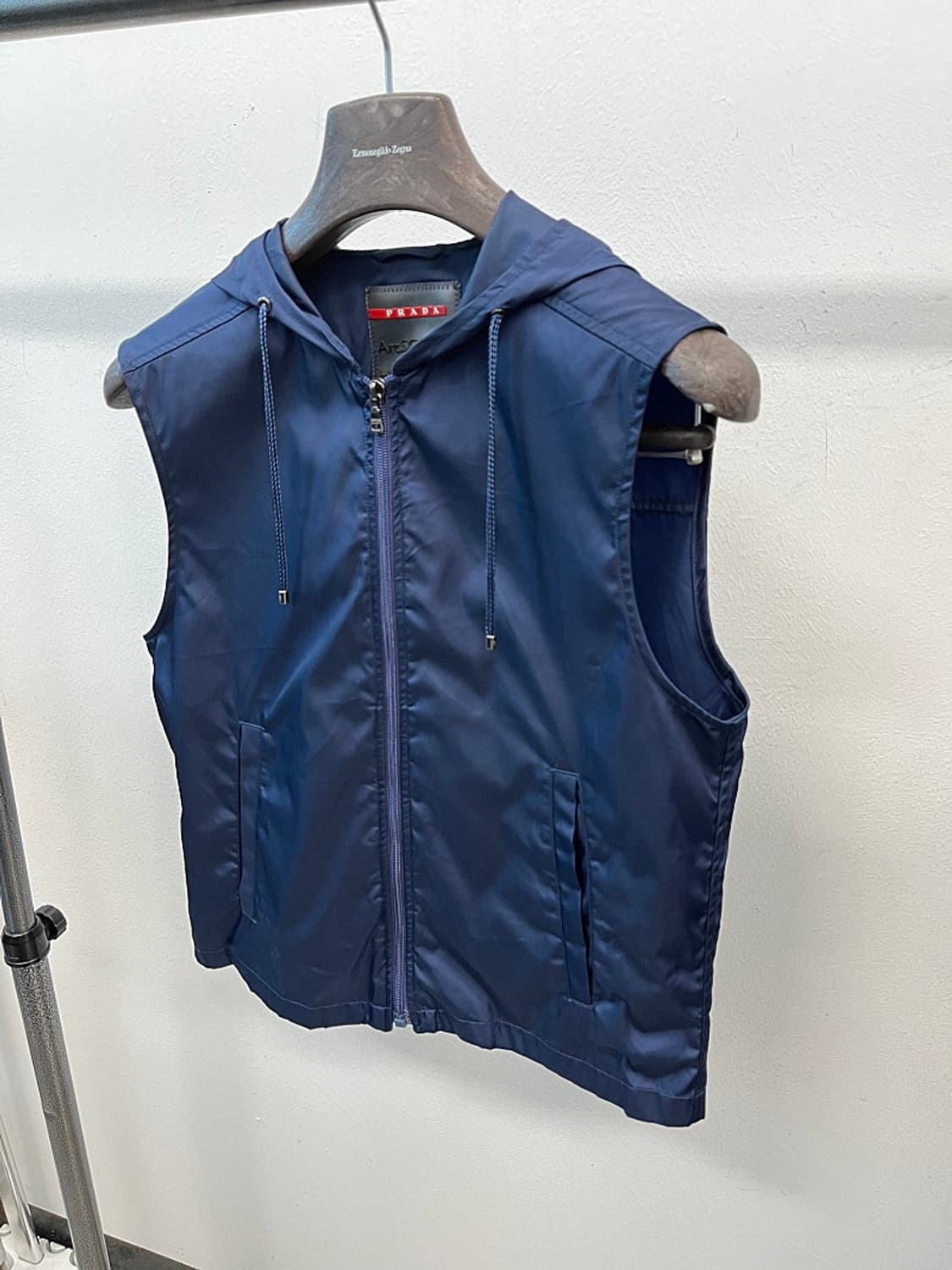 95) 프라다 리나일론 후드 베스트  상품이미지1