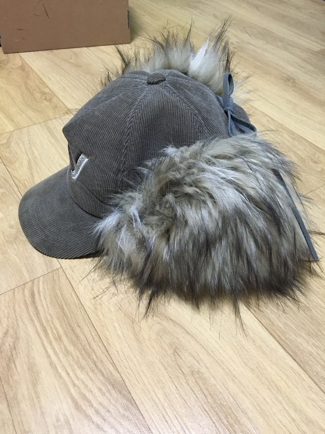 오픈와이와이 퍼 모자 상품이미지5