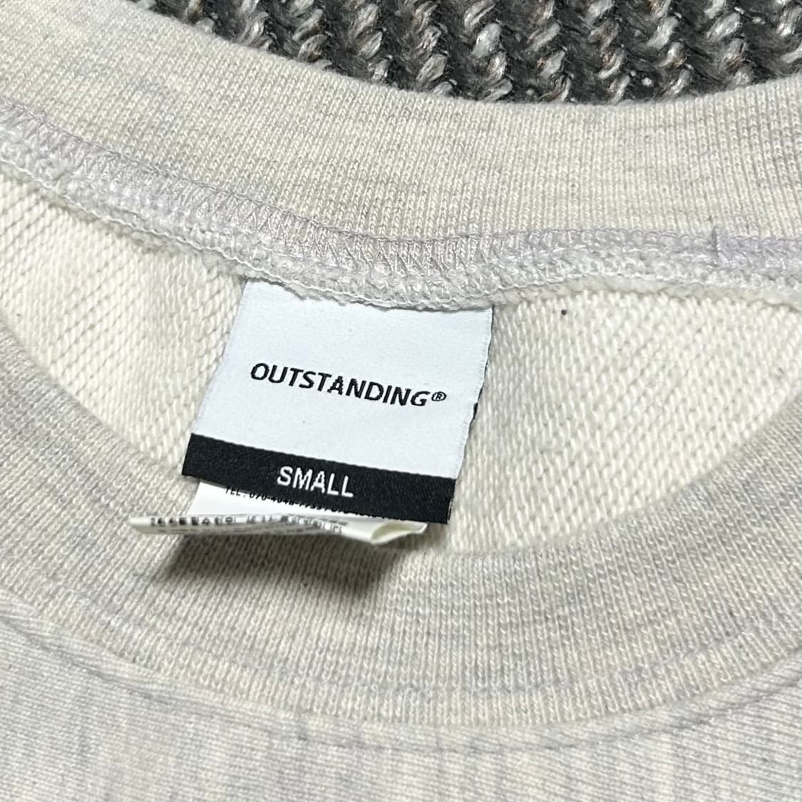 [M] Outstanding 아웃스탠딩 오트밀 v.s.c 맨투맨 상품이미지6