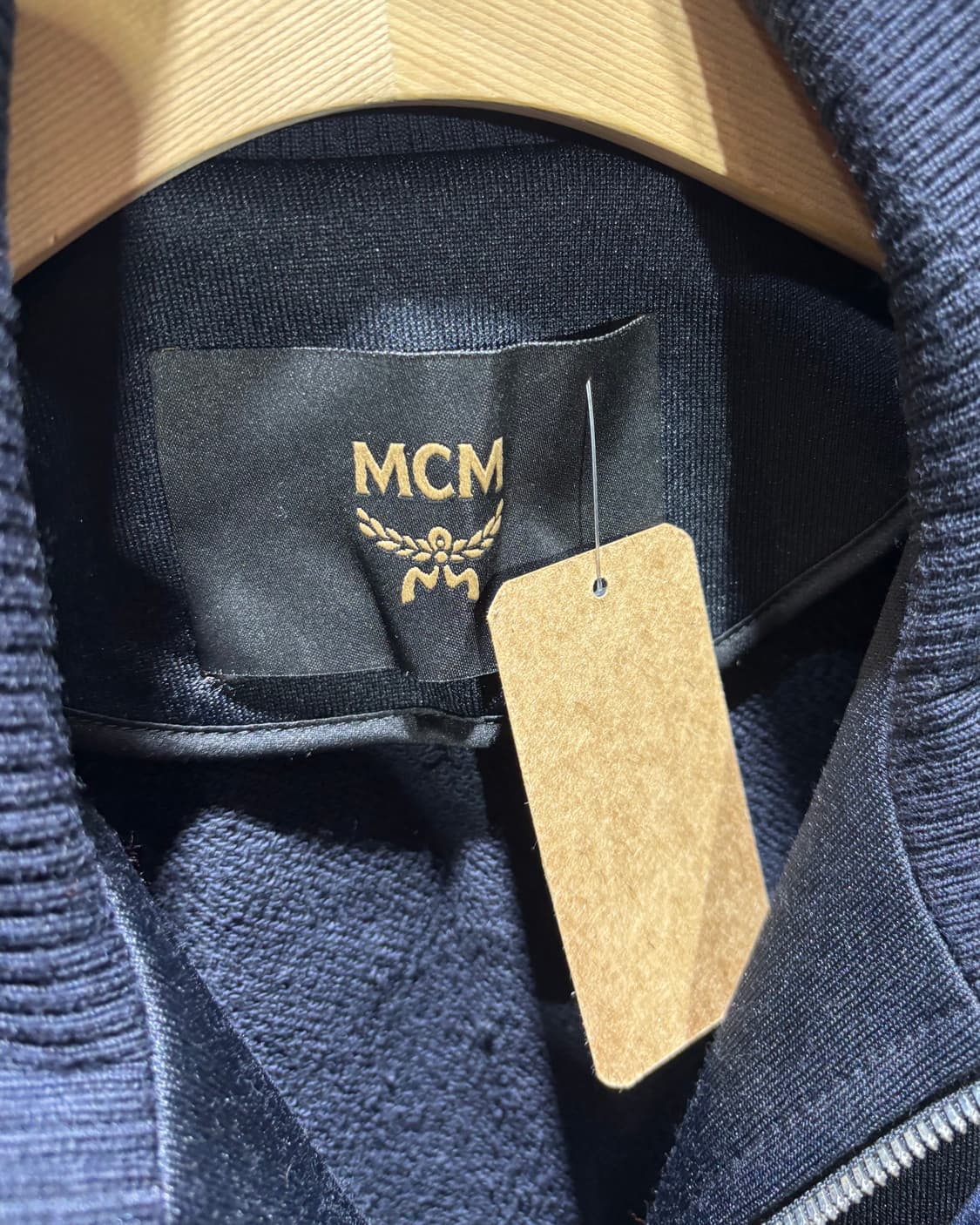 L MCM 엠씨엠 플라워 패턴 스웨이드 집업 상품이미지7