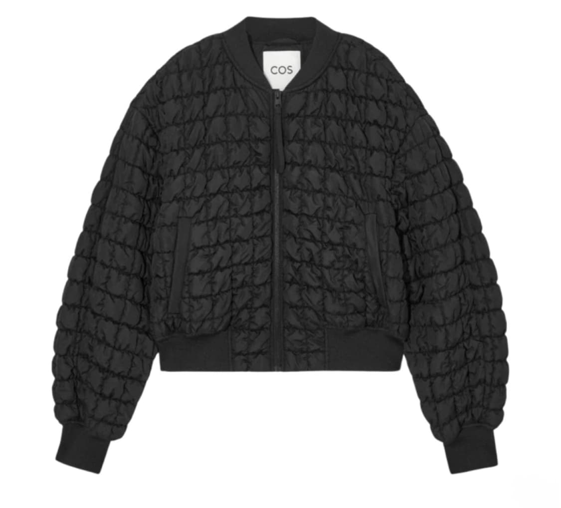 코스 COS 블랙 퀼티드 봄버 자켓  상품이미지1