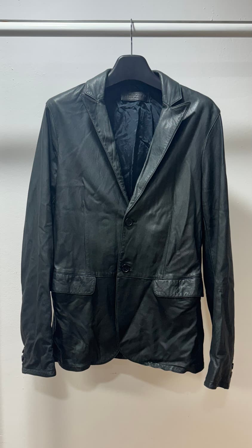 닐바렛 가죽수트 상품이미지1