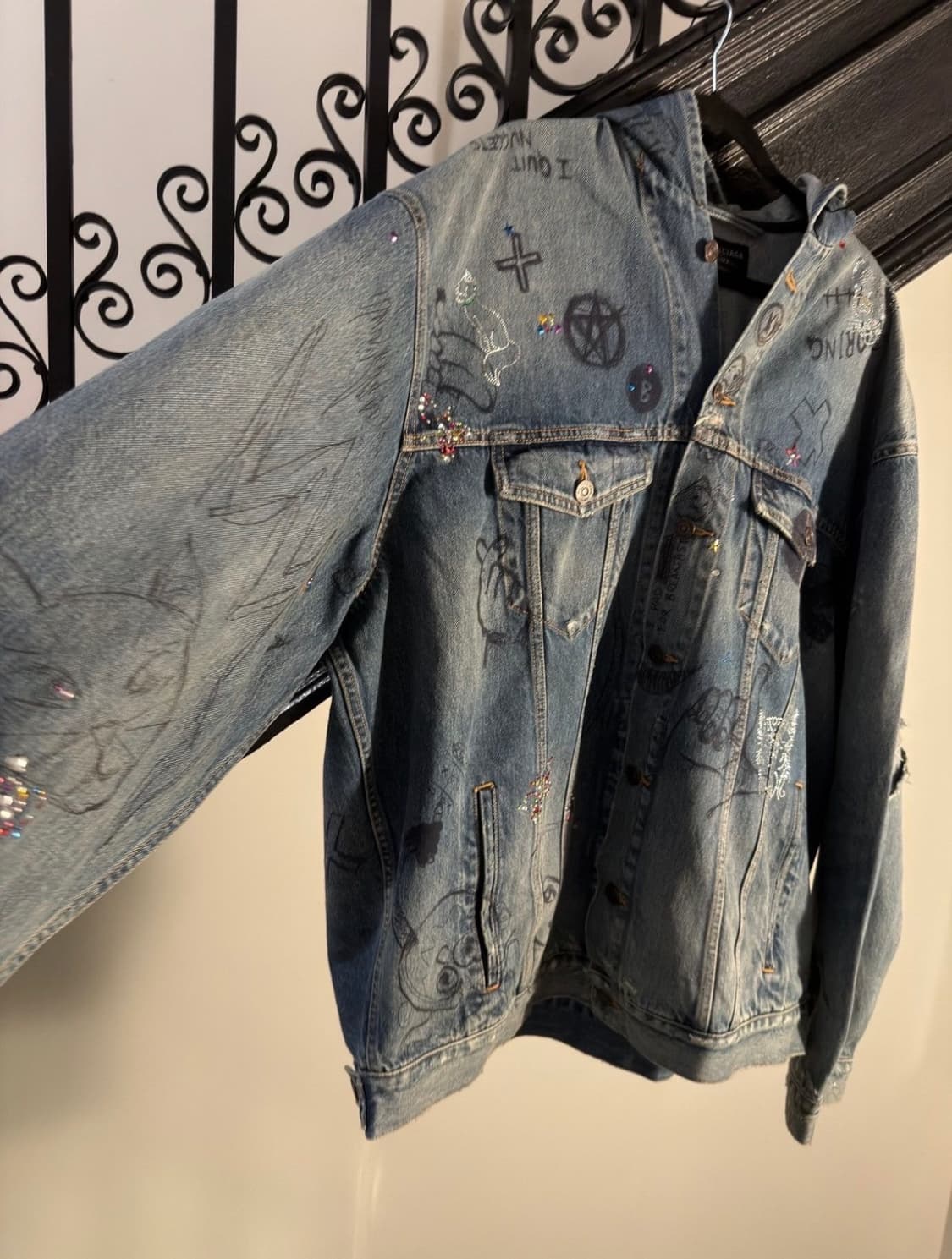 발렌시아가 라인스톤 데님 후드 자켓 1 상품이미지5