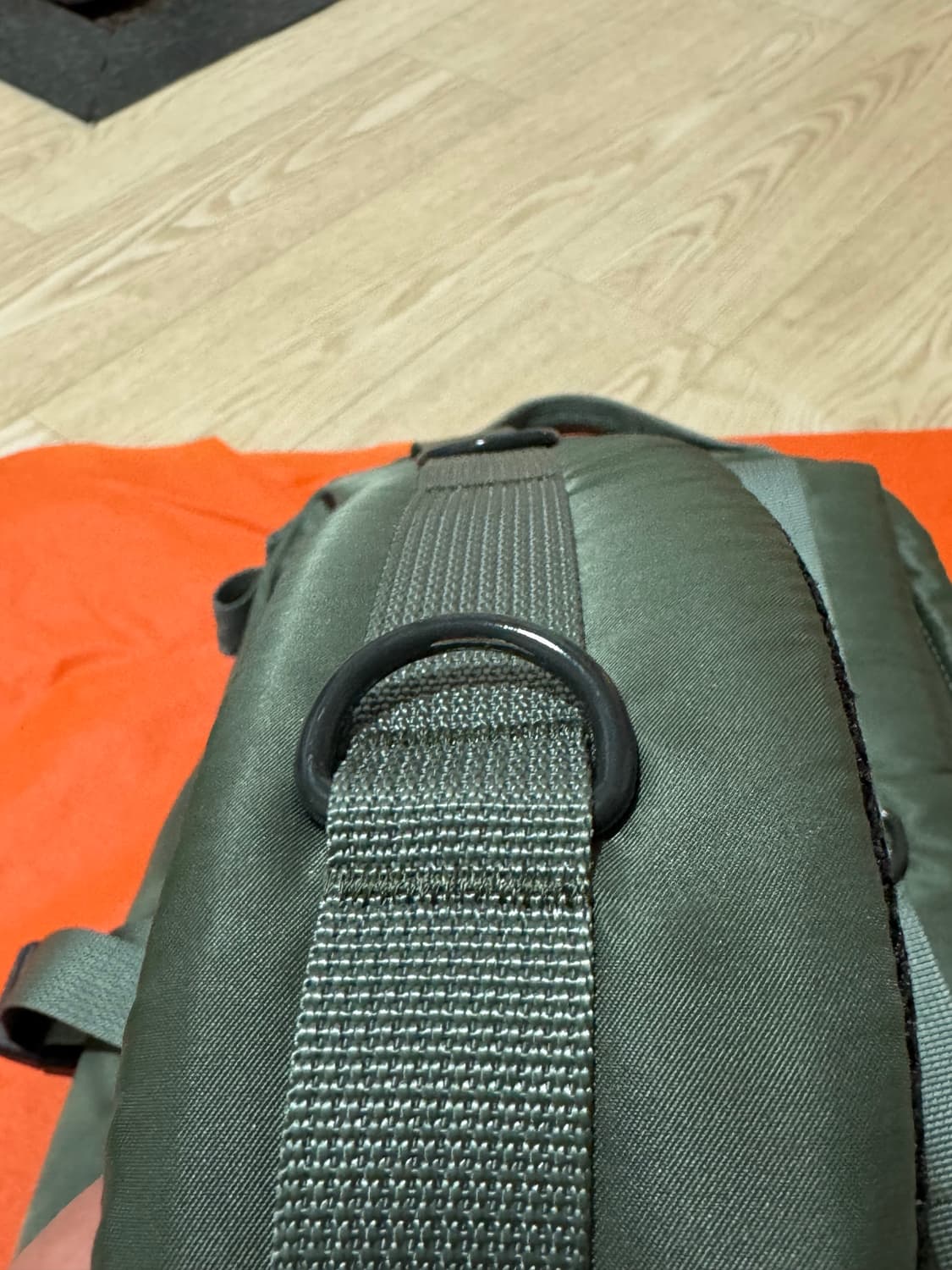 요시다포터 탱커백팩 32L 세이지그린 상품이미지4