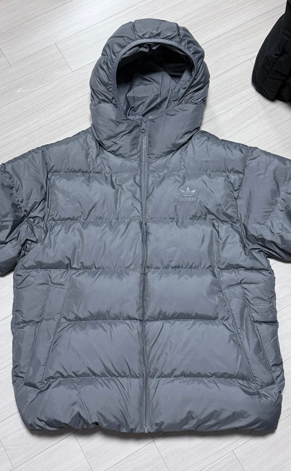 아디다스 남성 패딩 상품이미지1