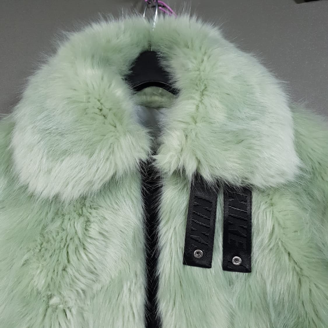 실측 L) 나이키 엠부쉬 리버서블 양면 오버핏 빅스우시 민트 퍼 자켓 상품이미지5