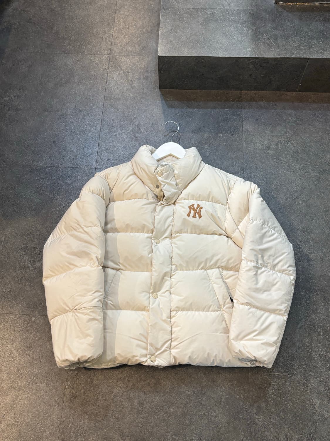 MLB 여성 오리털 패딩 S사이즈 상품이미지2