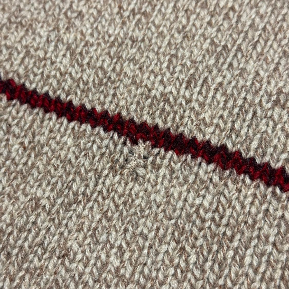 엘엘빈 스트라이프 헨리넥 스웨터 상품이미지7