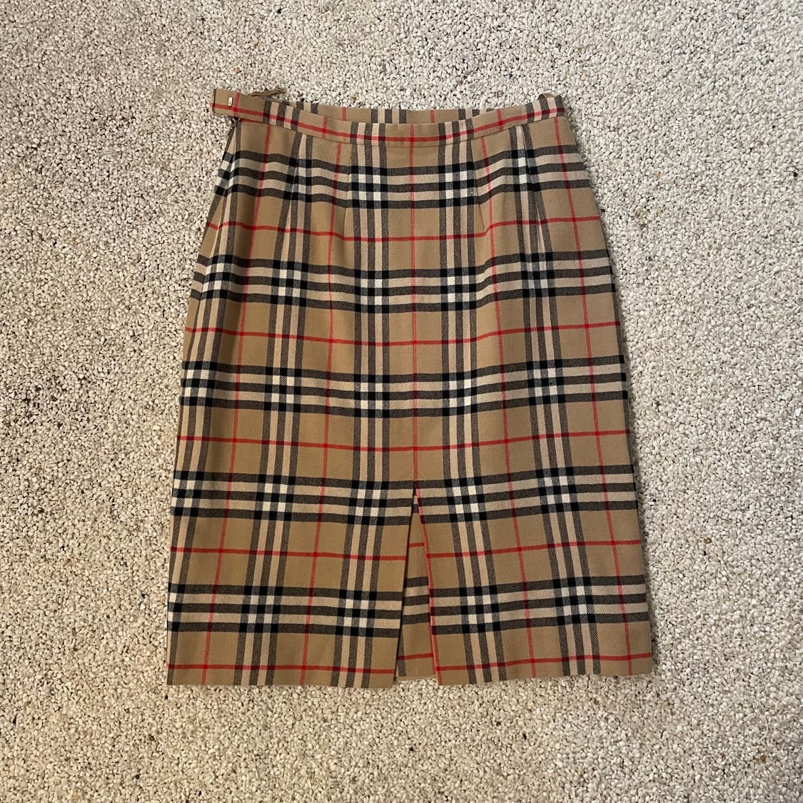 버버리 스커트 ⭐️1246 상품이미지1