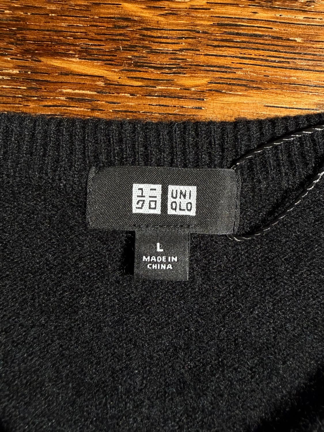 UNIQLO cashmere 100% v넥 니트 상품이미지5