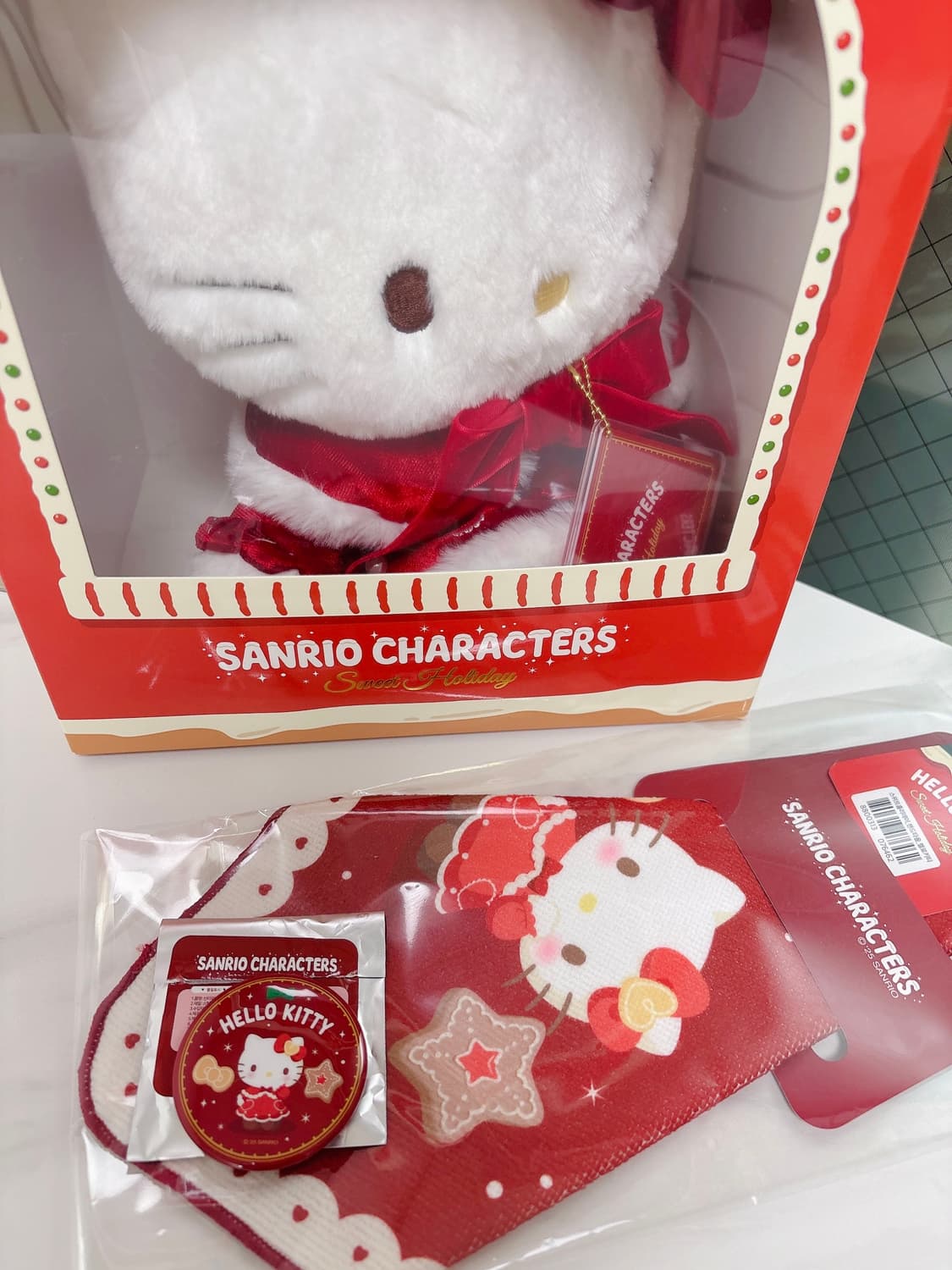 산리오 팝업 키티 세트 인형 핸드타올 캔뱃지 상품이미지1