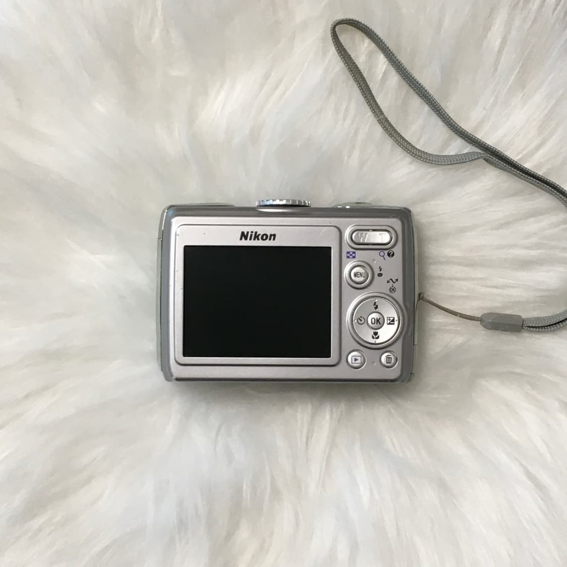 *미품/ 누가영디카*Nikon p4(p3)쿨픽스 니콘 p4 빈티지 디카 상품이미지2