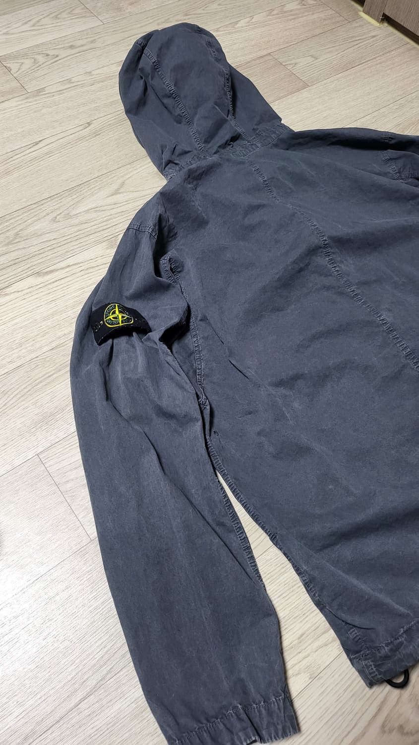 스톤아일랜드 브러쉬드 코튼 아노락 리드 그레이 L 상품이미지3