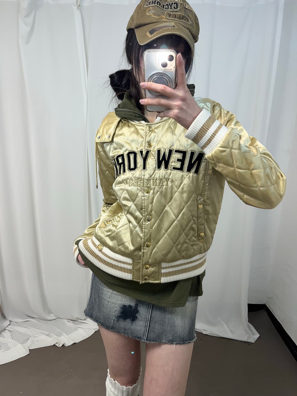 MLB 양키즈 00‘s 골드 퀄팅 점퍼 상품이미지6