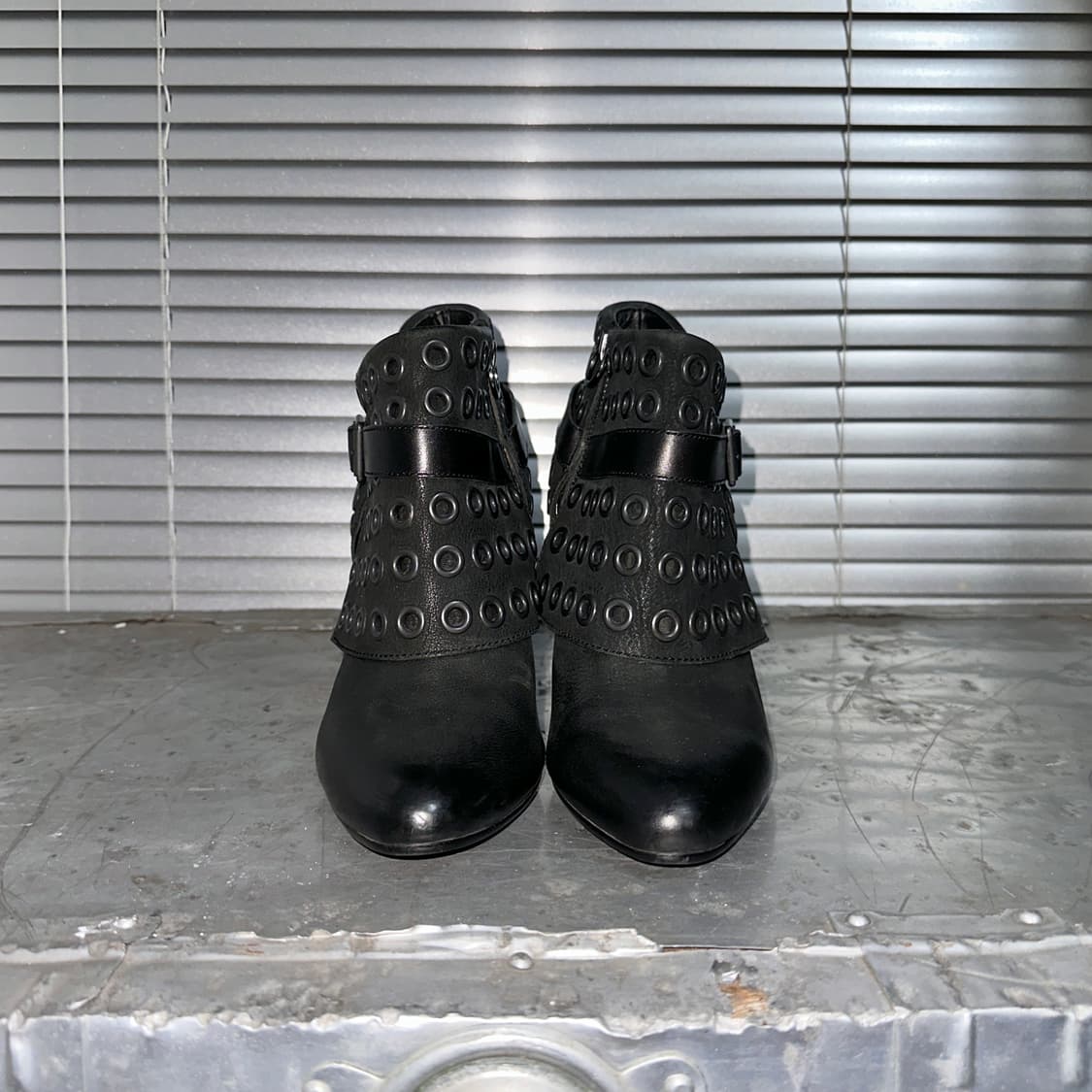 00s 레어 애쉬 커프 가죽 힐 부츠 상품이미지4