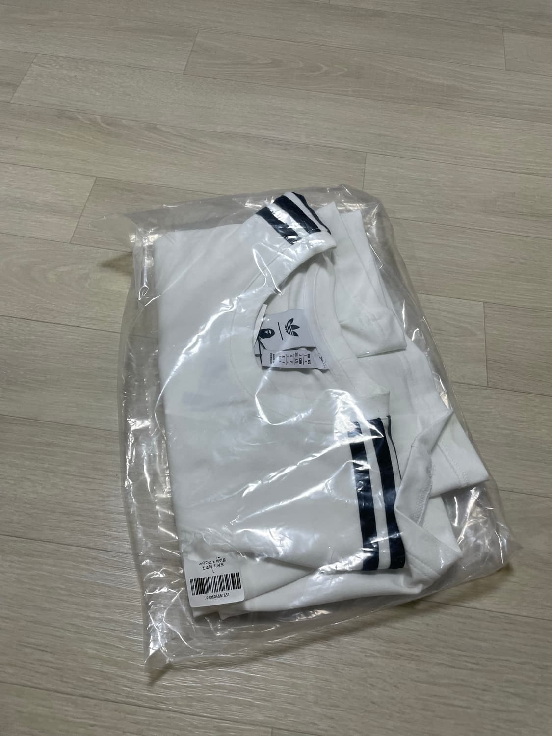 [L] 아디다스 x 베이프 반팔 티셔츠 화이트 상품이미지4