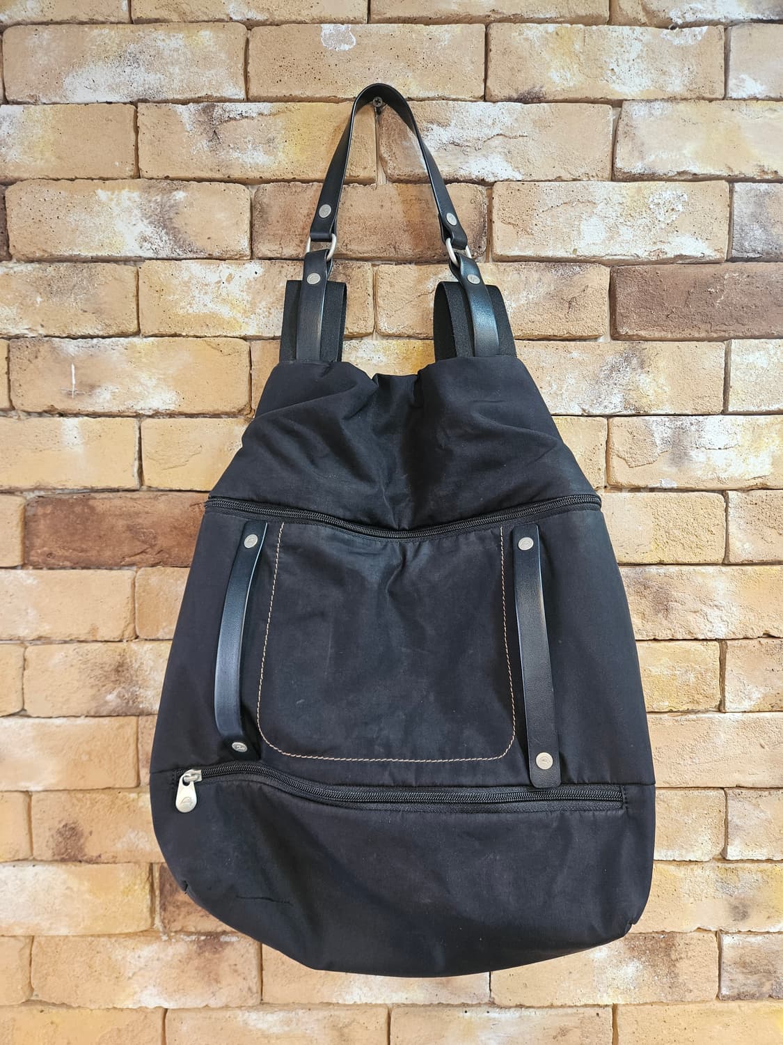 만다리나덕 사가도스 백팩 블랙 상품이미지1