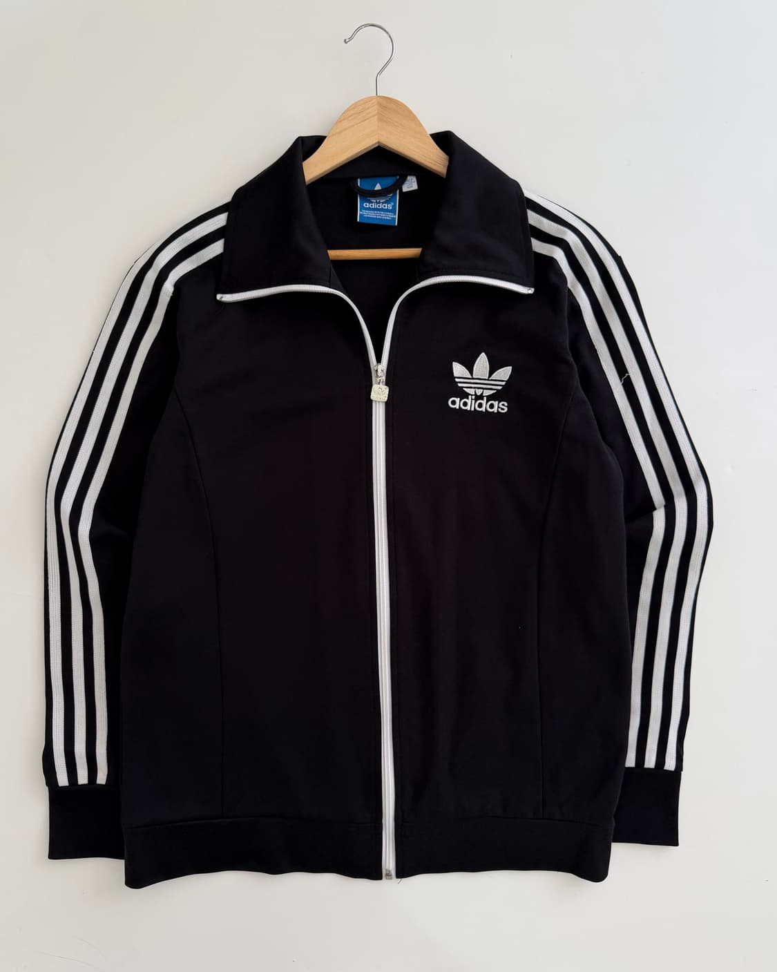 Adidas 아디다스 블랙컬러 유로파 트랙탑 상품이미지3
