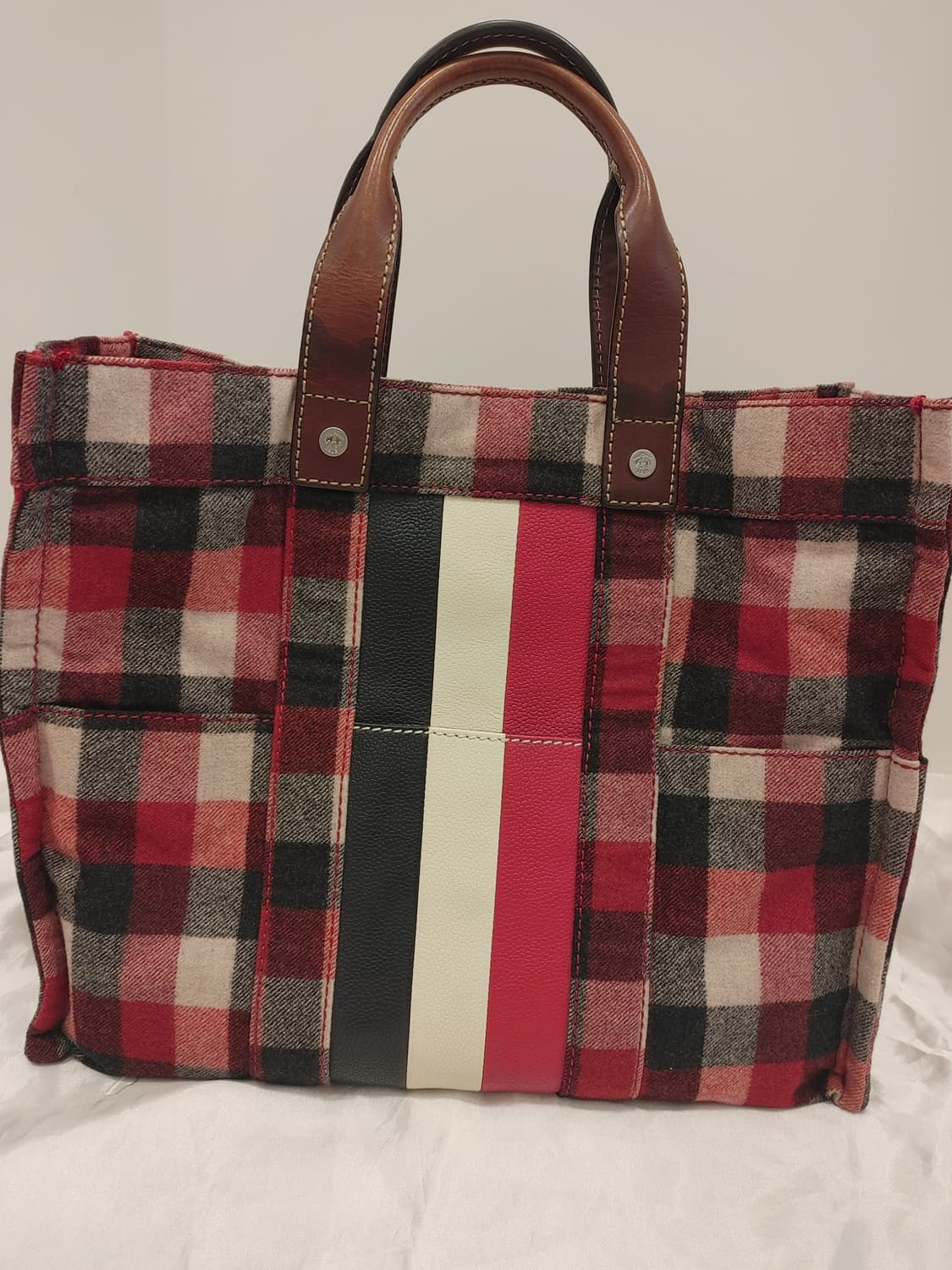 브룩스브라더스 X 톰브라운 체크 울 토트백 상품이미지3