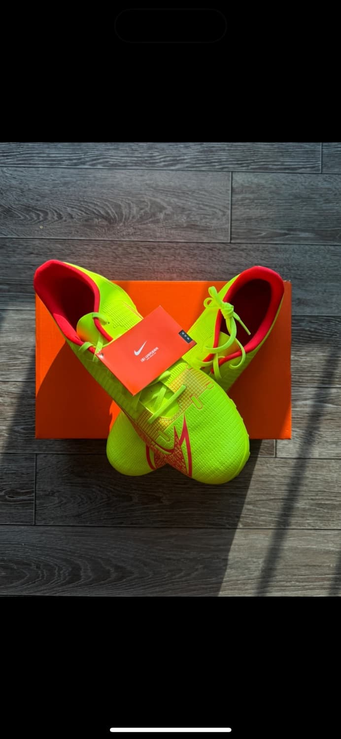 나이키 머큐리얼 베이퍼 14 클럽 TF 형광 290 풋살화 상품이미지2