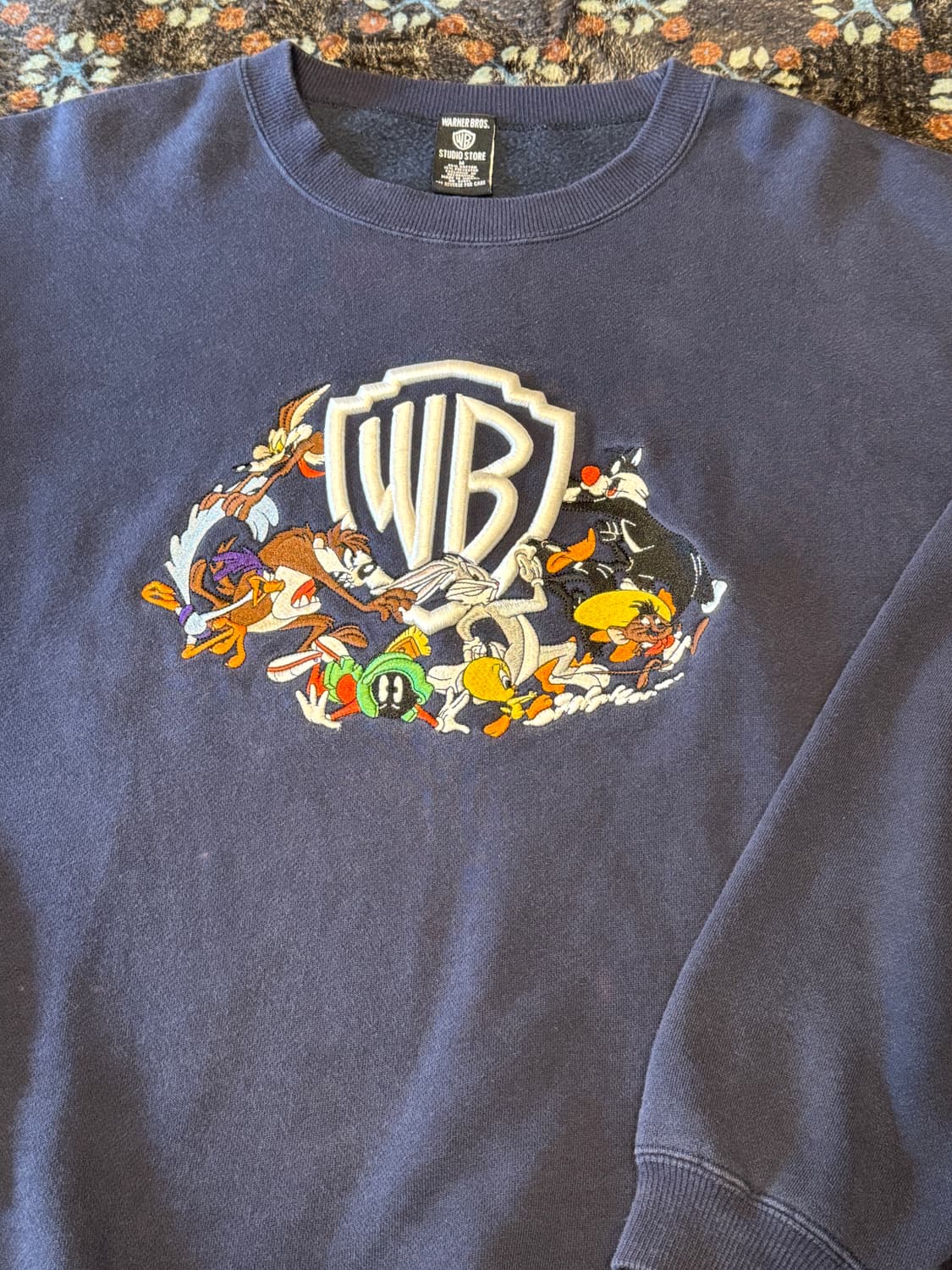 루니툰즈 맨투맨 상품이미지2