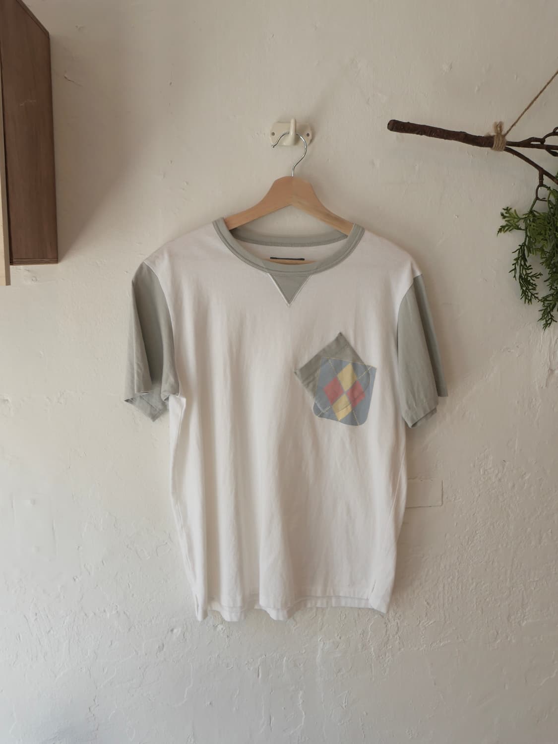 타카히로 미야시타 더 솔로이스트 포켓 반팔 상품이미지1