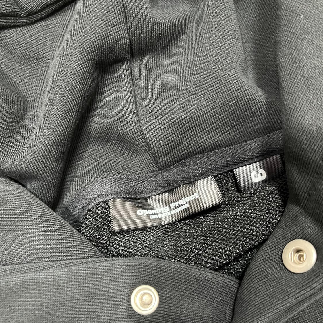 오프닝 프로젝트 아이덴티티 블랙 후디 상품이미지4