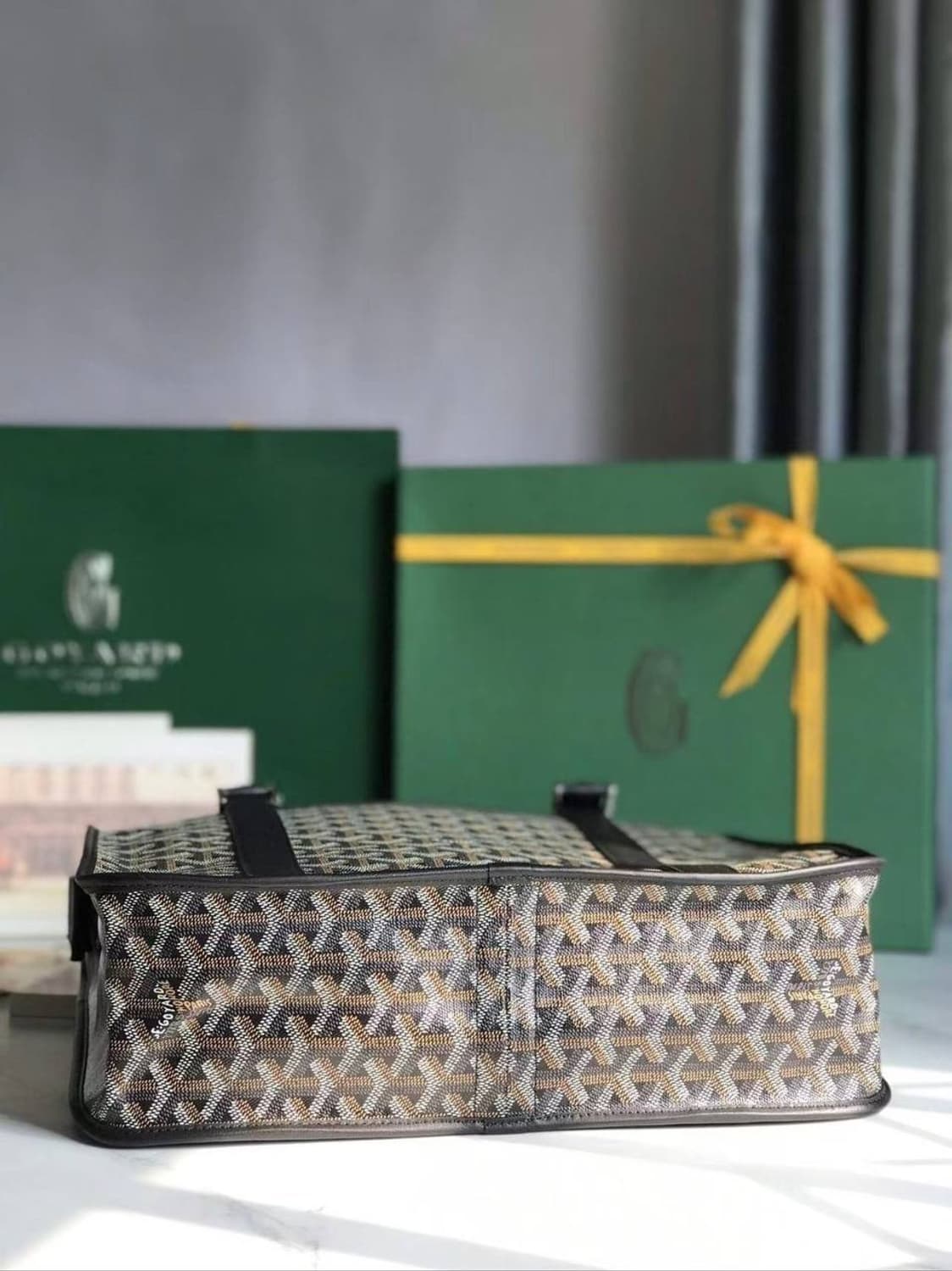 고야드(Goyard) 부르곤 백 상품이미지2