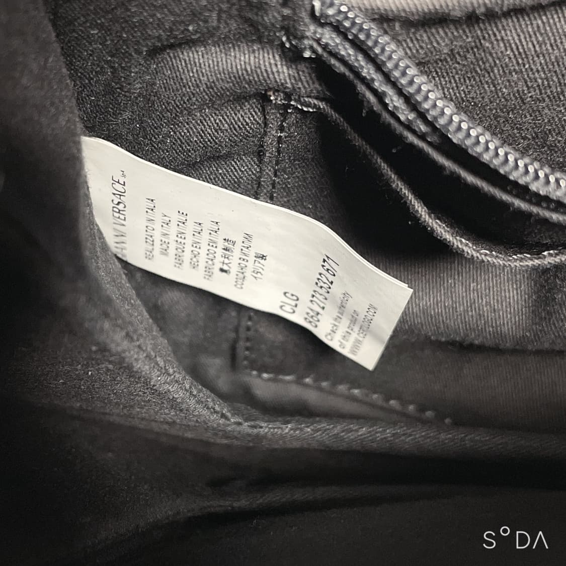 베르사체 Versus 블랙 레더 체인 숄더백 상품이미지9