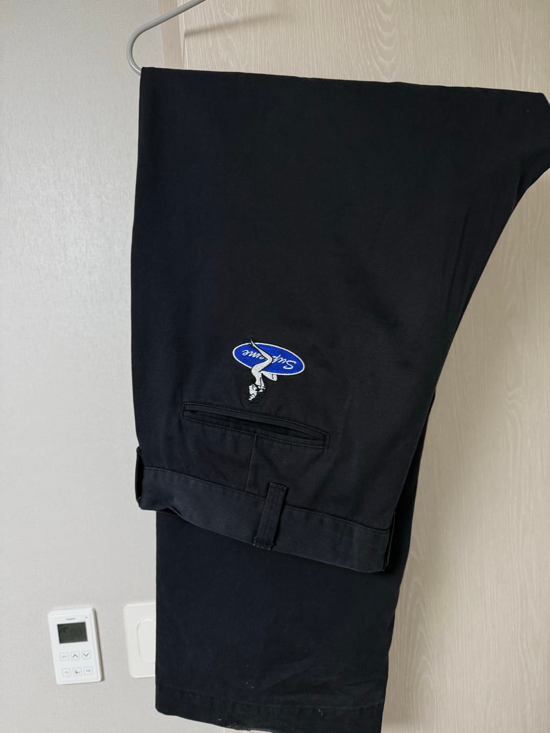 슈프림 치노 팬츠 블랙 - 25FW 38사이즈 상품이미지2