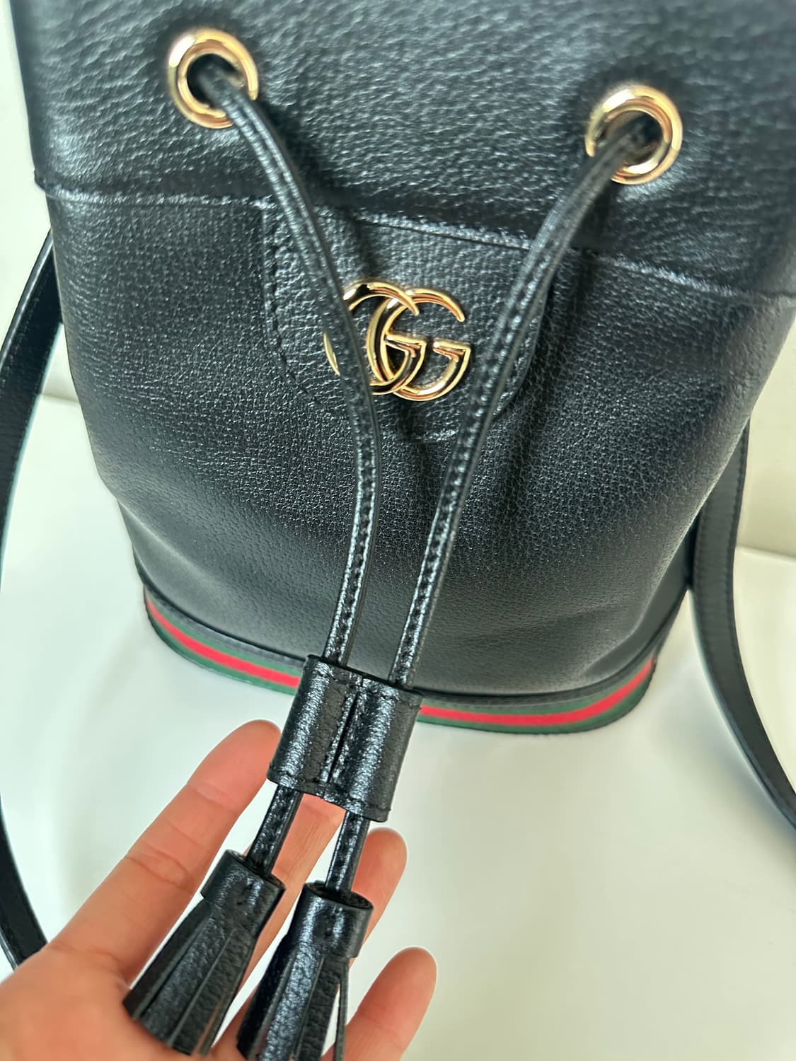 구찌 오피디아 버킷백 스몰 블랙 상품이미지6