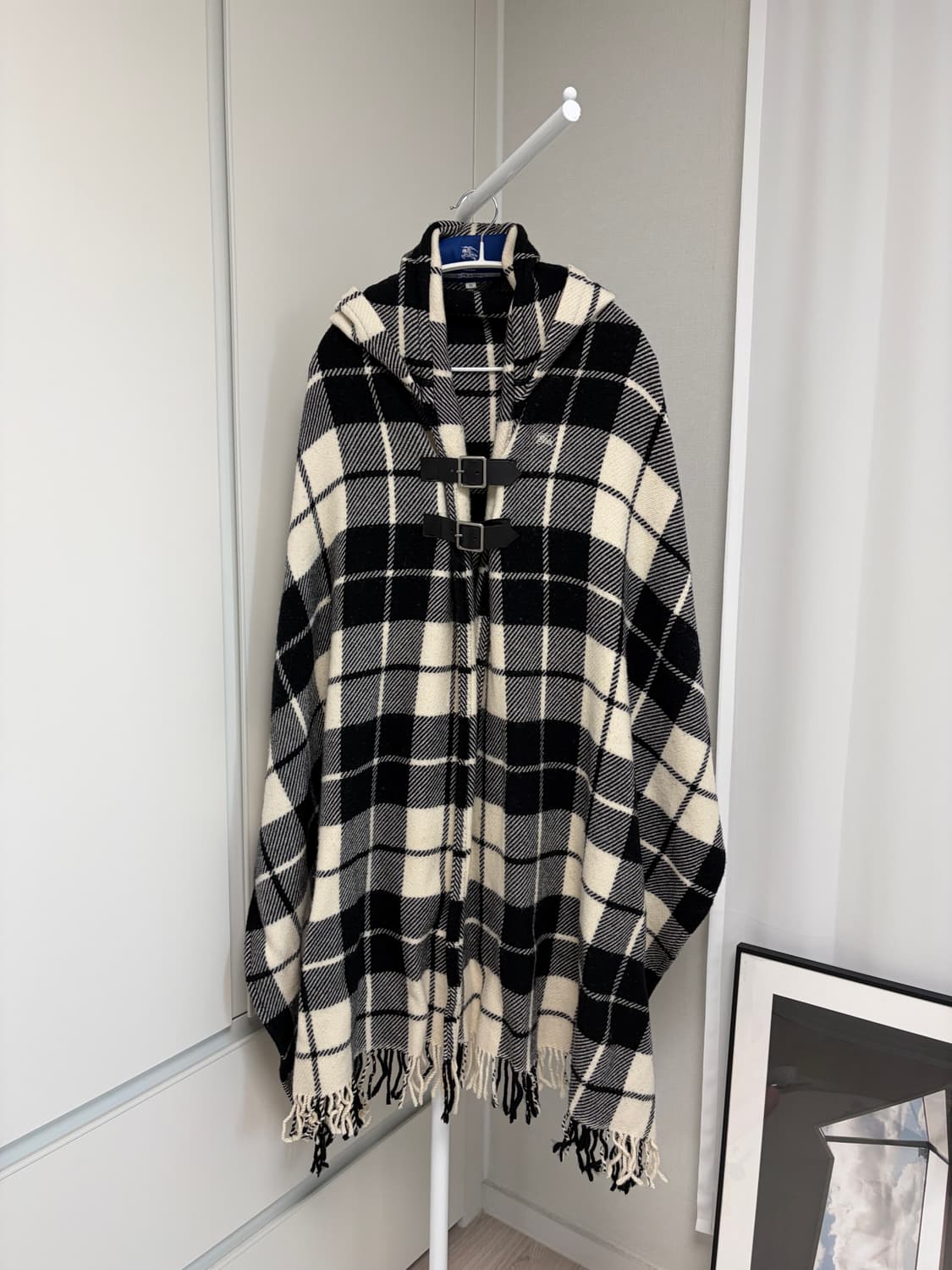 버버리 블랙 체크 후드 판초 숄 머플러 상품이미지1