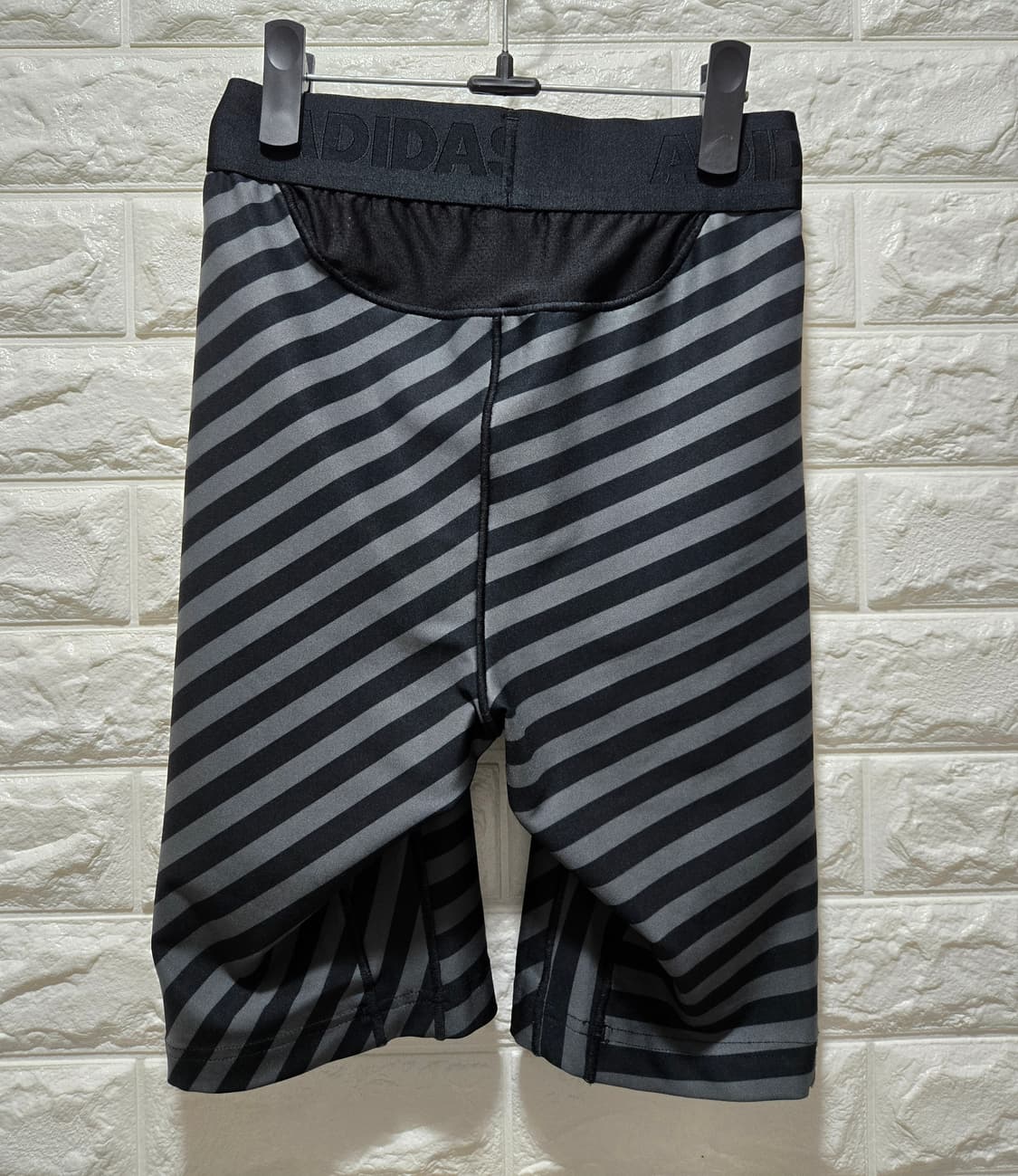 거의새것/ 아디다스 에어로레디 프로 테니스 쇼츠 레깅스 M 상품이미지4