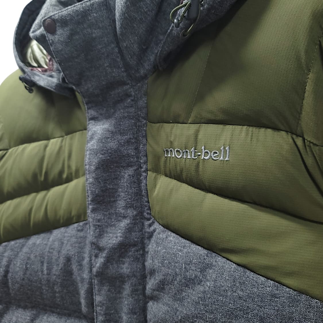 [105] 몽벨 카키 배색 후드 구스다운 패딩 상품이미지5