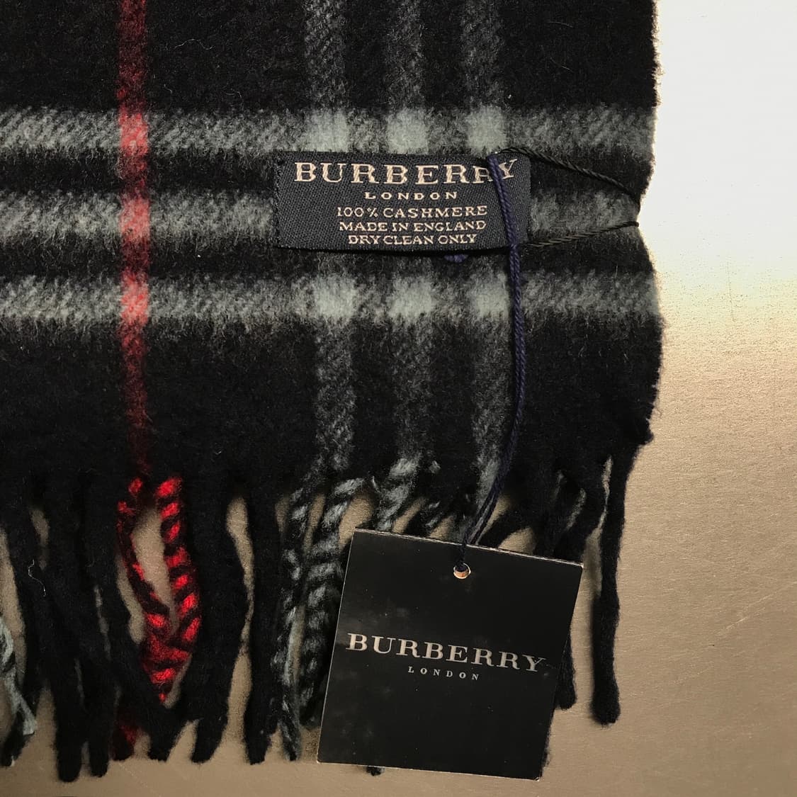 버버리 정품 캐시미어 머플러 네이비 새상품 상품이미지4