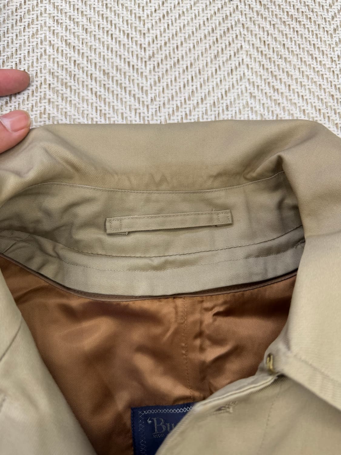 정품) 버버리 여성 루즈핏 내피안감 트렌치코트 42 상품이미지7