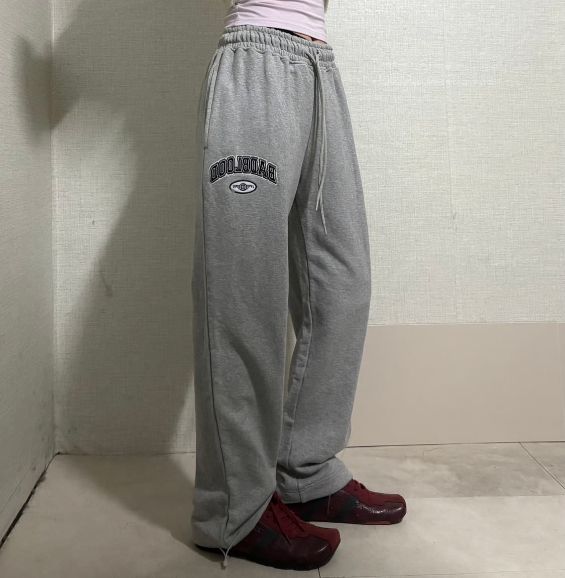베드블러드 그레이 스웻 트레이닝팬츠 상품이미지4