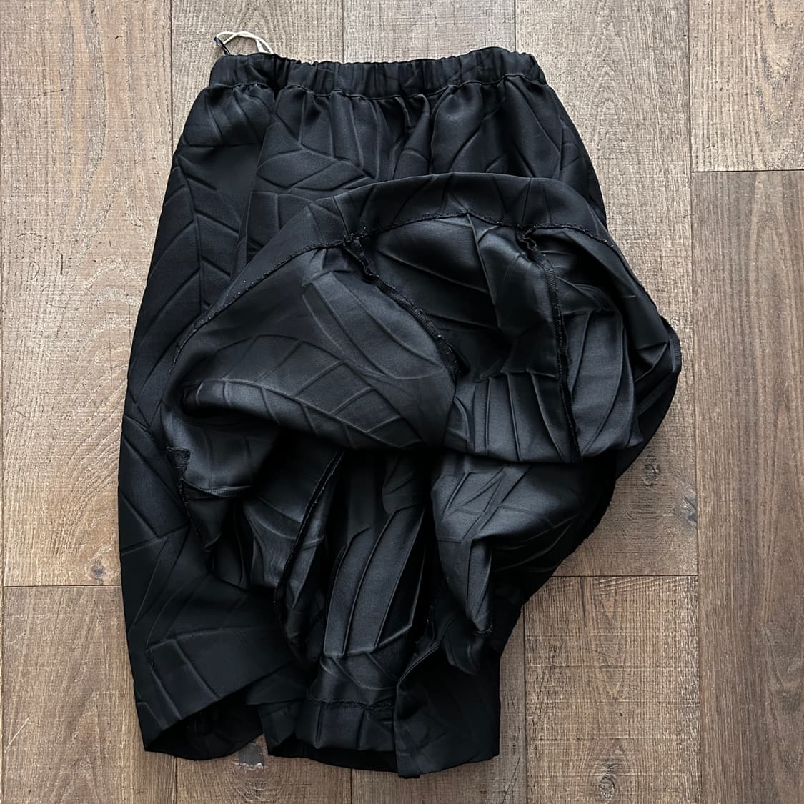 Leaf Embossing Volume Skirt 상품이미지7