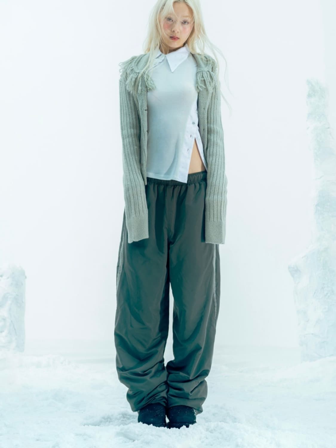 오호스 fleece lined nylon pants 상품이미지1