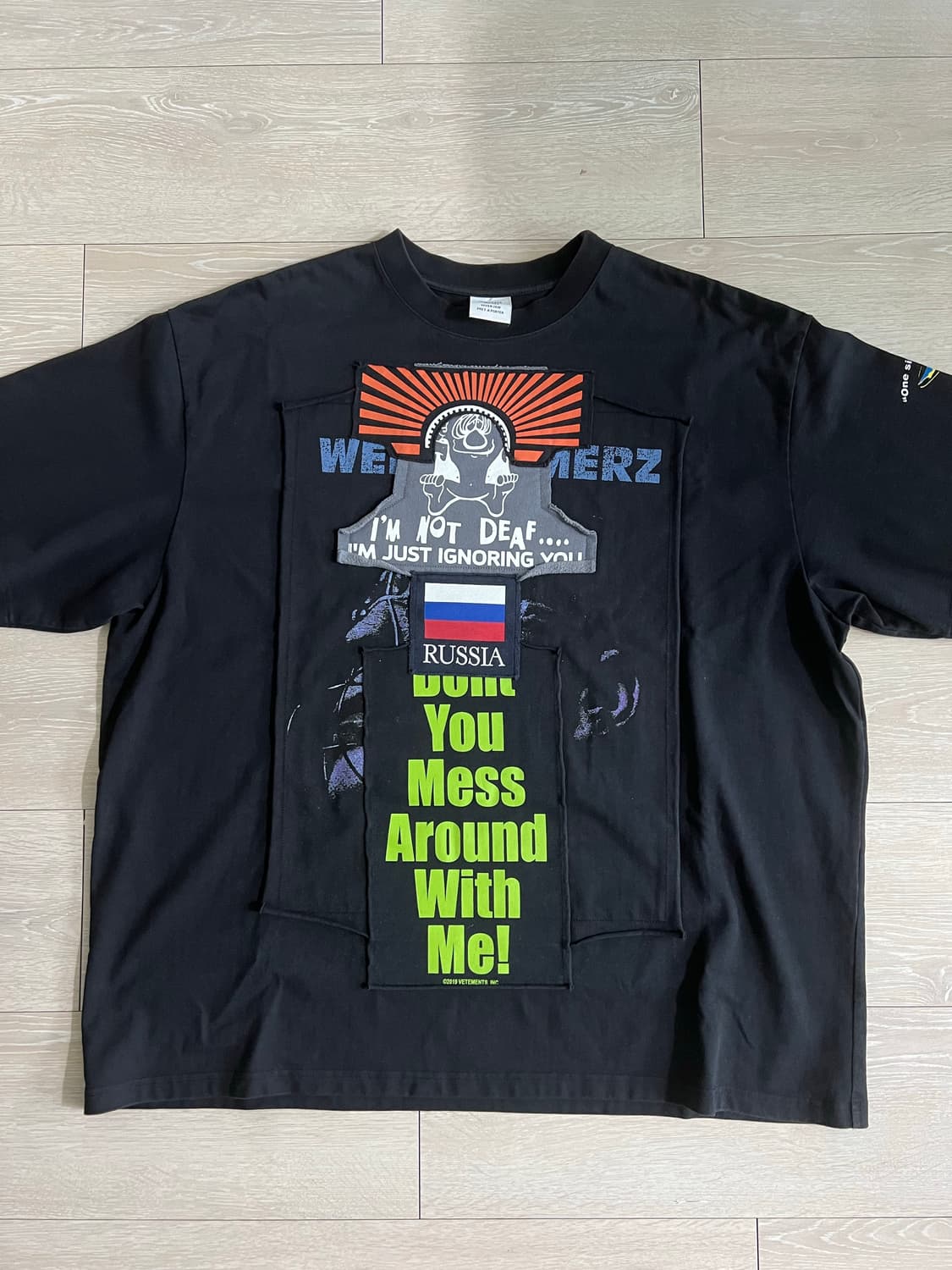 [S] 베트멍 러시아 패치 반팔 티셔츠 상품이미지1