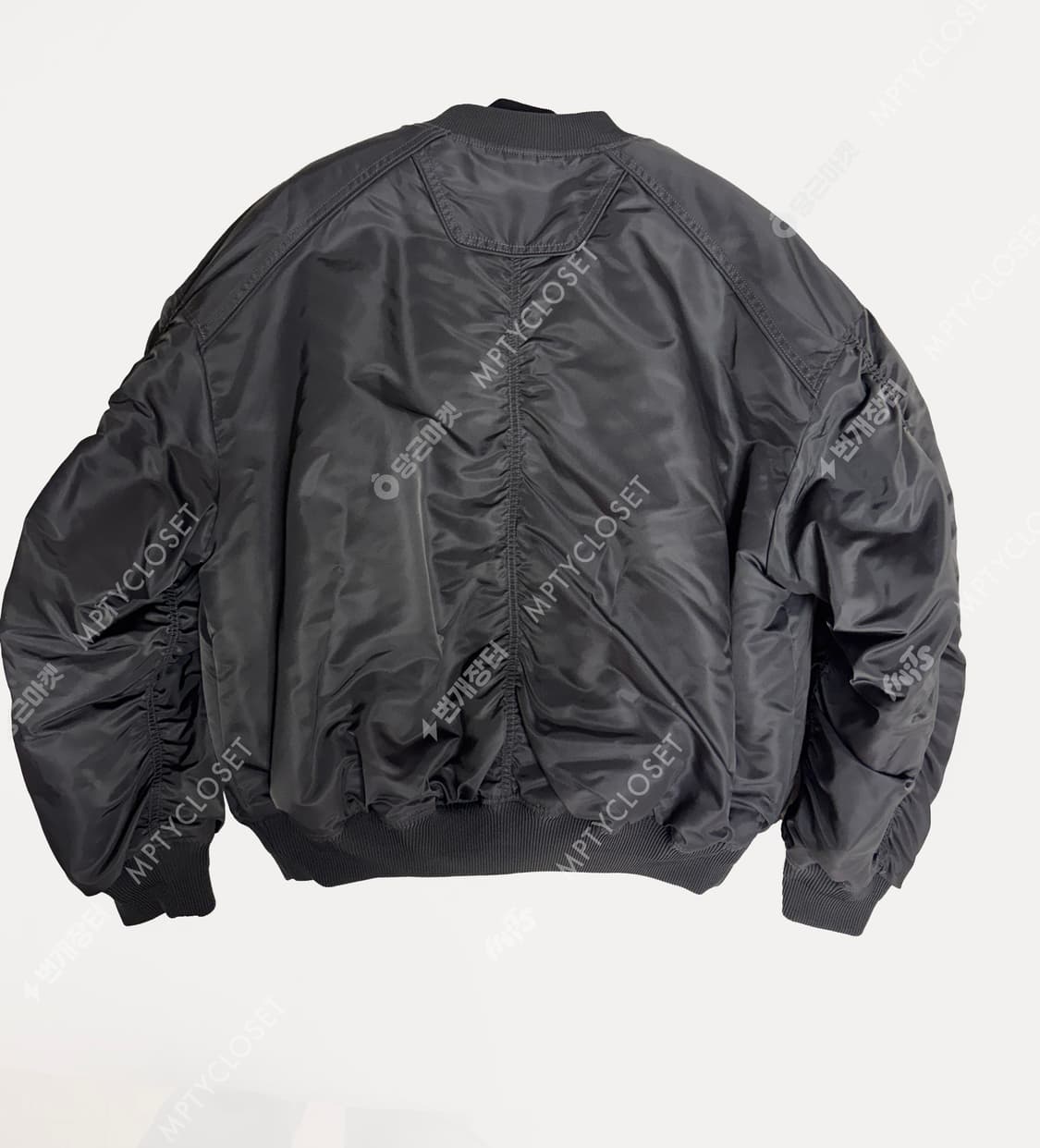 [48] 준지 디테처블 데님 베스트 나일론 Ma-1점퍼 상품이미지3